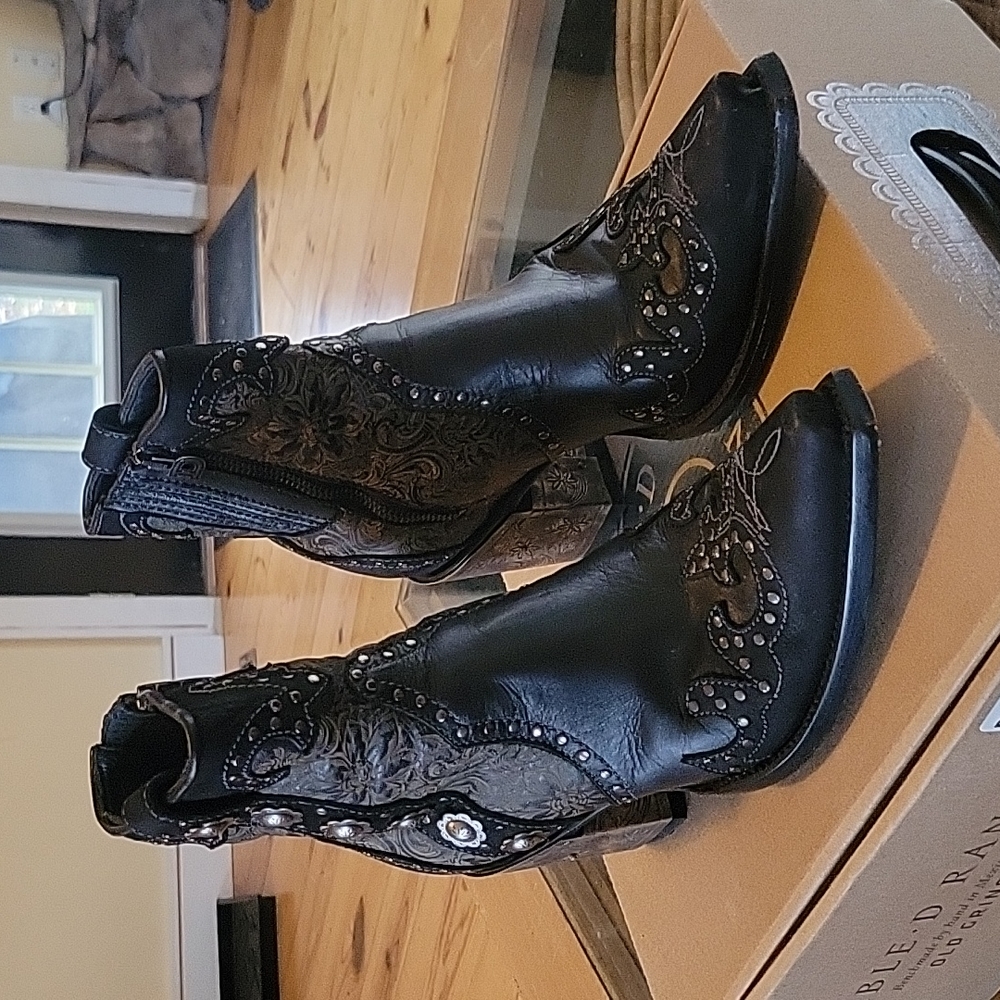 Double D Ranch by Old Gringo San Antonio Rose Boot Black 9
